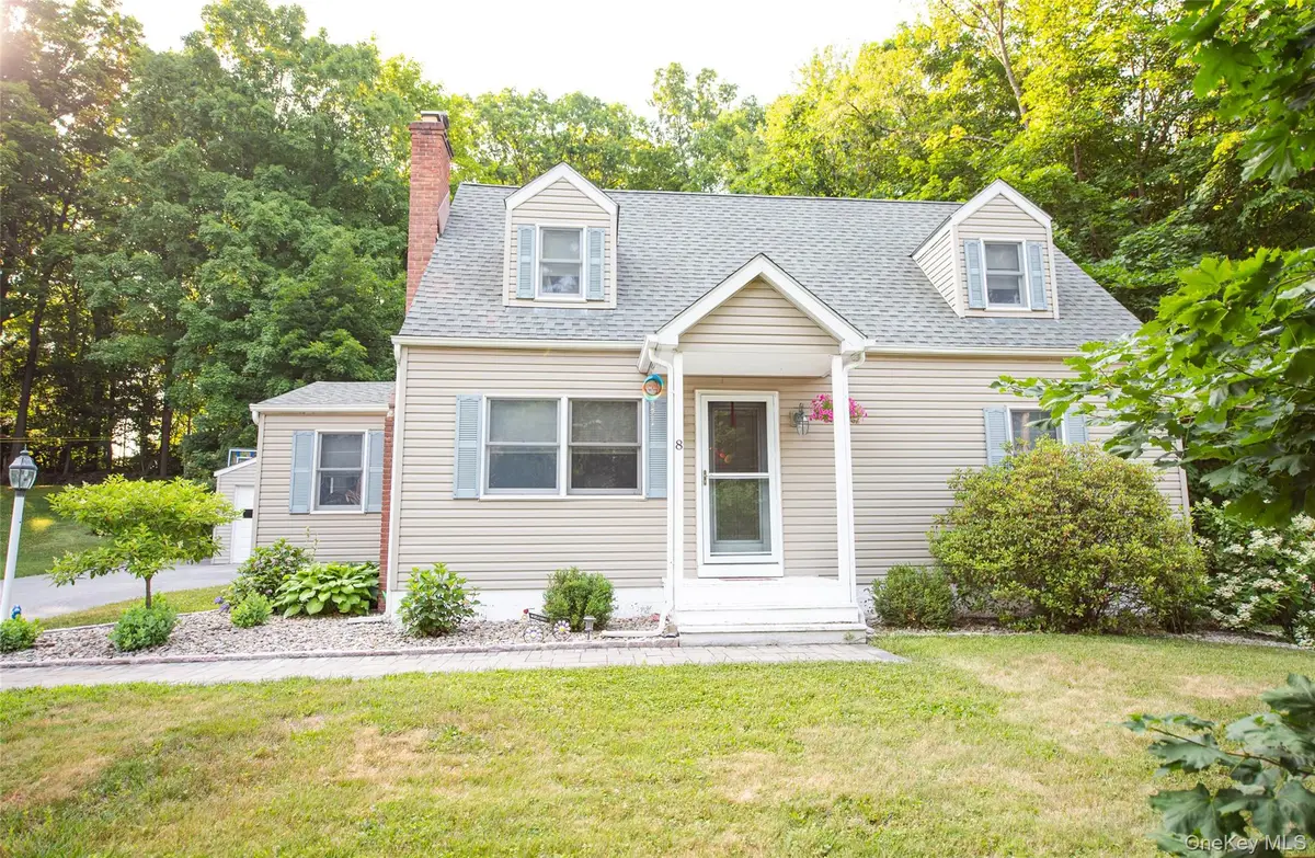 8 Stanley Street, Poughkeepsie, NY 12603 - #1