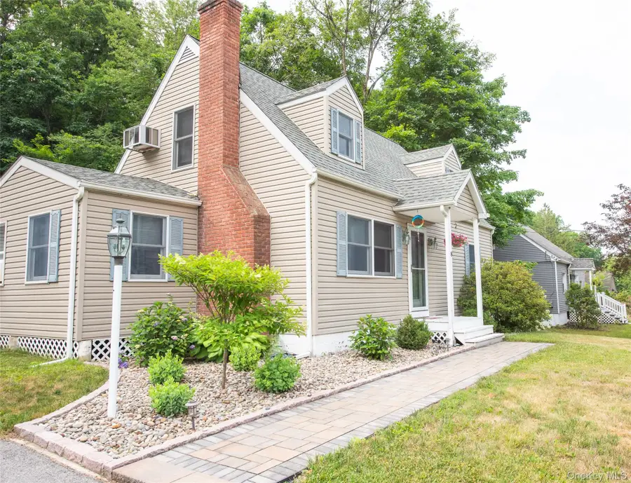 8 Stanley Street, Poughkeepsie, NY 12603 - #3
