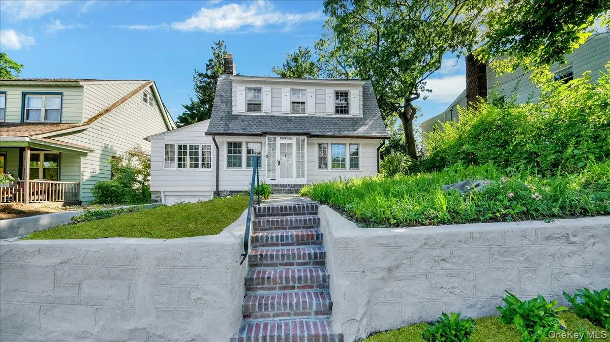 310 W 263rd Street, Bronx, NY 10471 - #1