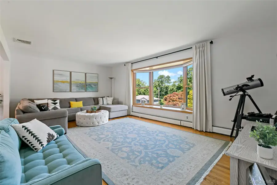 4 Cooper Drive, Ossining, NY 10562 - #3