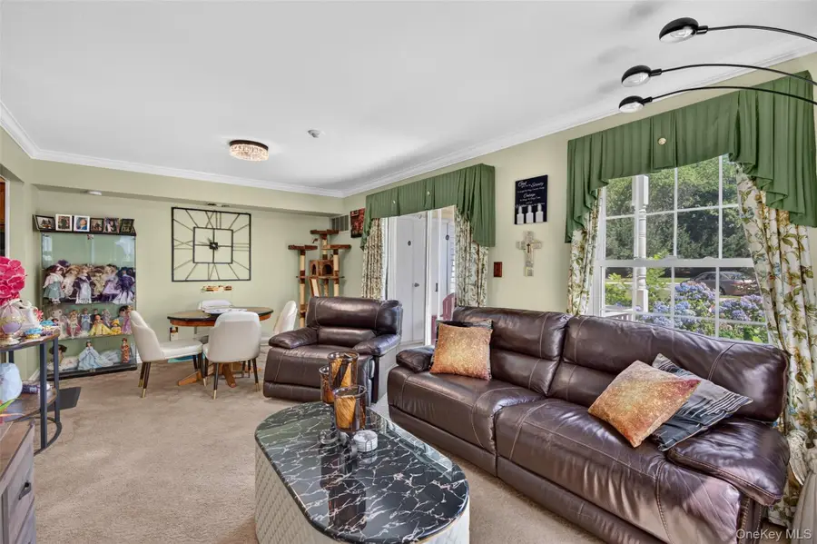 178 Fairview Circle, Middle Island, NY 11953 - #3