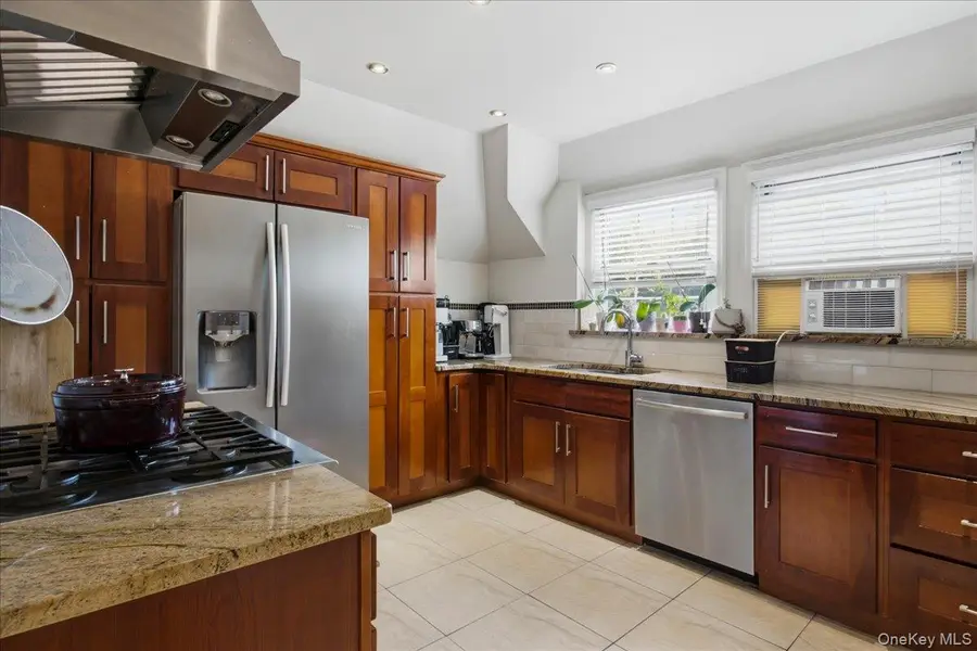 13 Campus Place #SL, Scarsdale, NY 10583 - #2