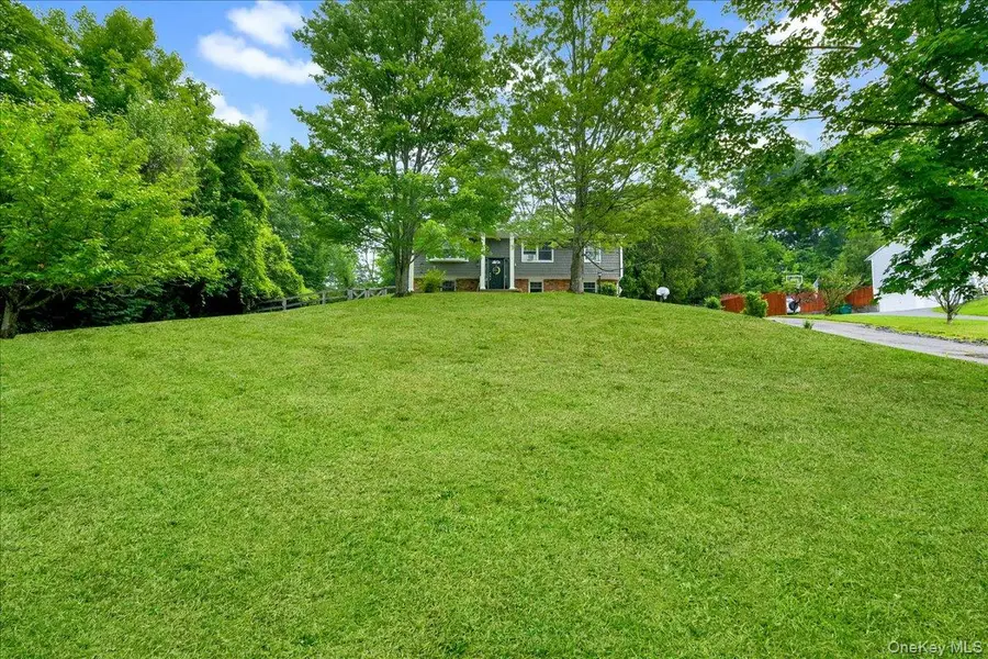 19 Saint Michaels Terrace, Carmel, NY 10512 - #3