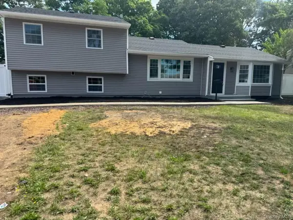 11 Berry Lane, Centereach, NY 11720