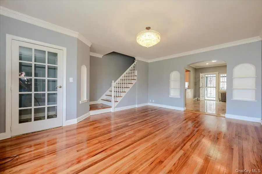 76-18 Utopia Parkway, Fresh Meadows, NY 11366 - #2