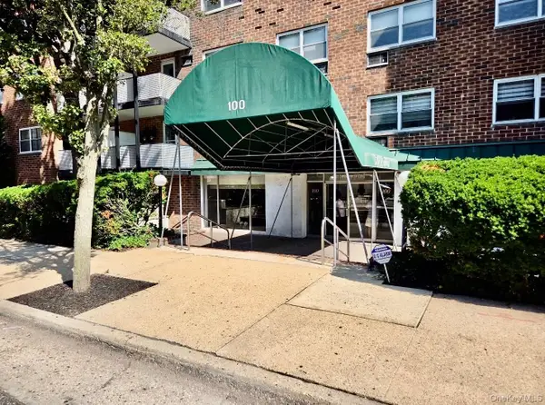 100 Lincoln Avenue #7B, Mineola, NY 11501