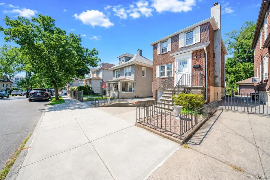 1621 Lurting Avenue, Bronx, NY 10461 - #2