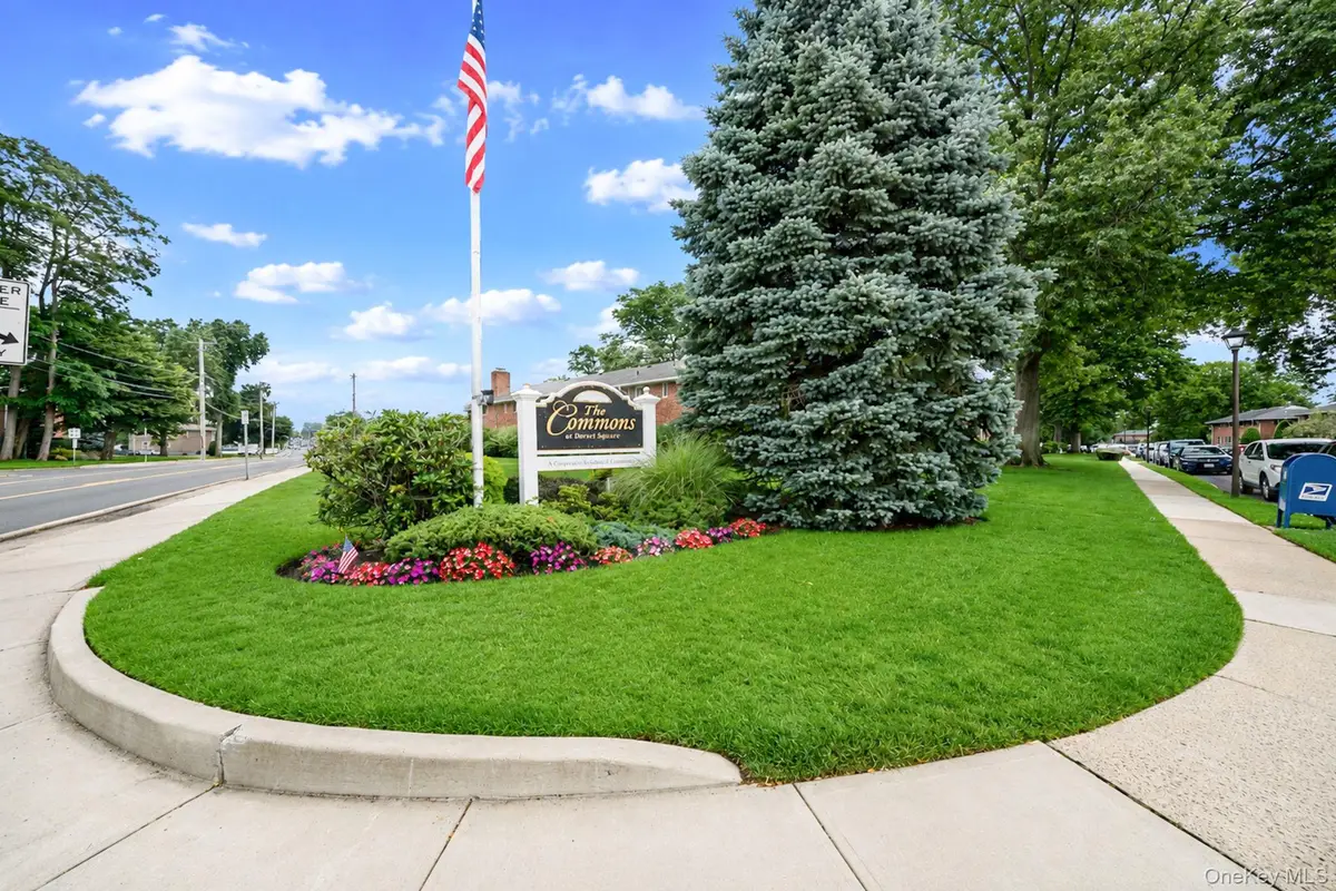 172 Edmunton #D 8, North Babylon, NY 11703 - #1