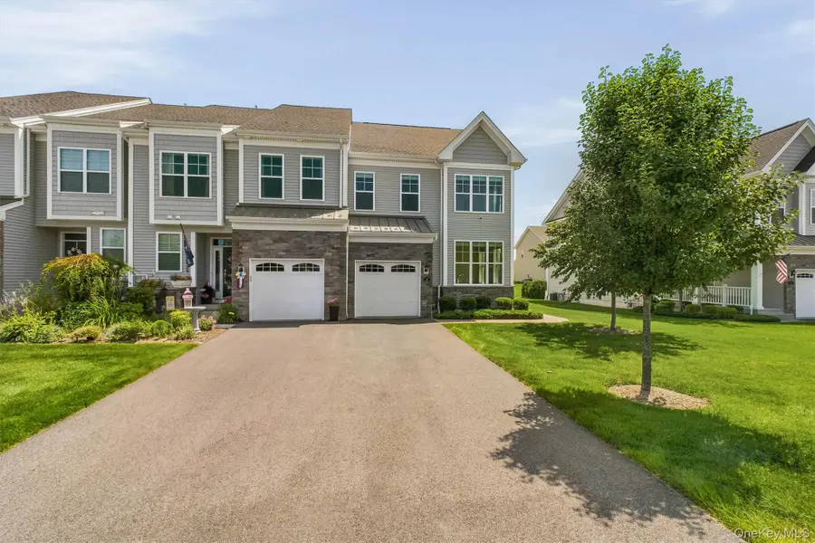 12 Fenton Way, Hopewell Junction, NY 12533 - #3