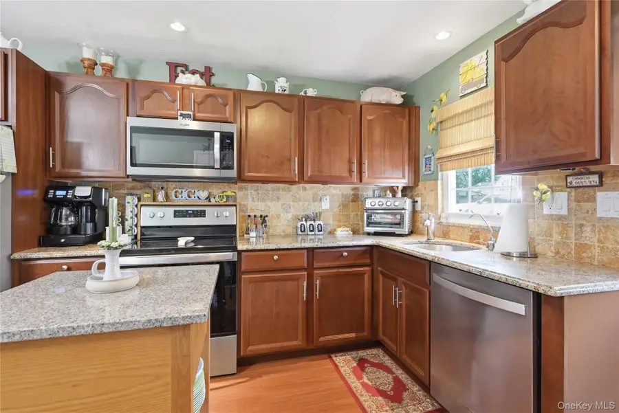176 Ventry Court #A, Ridge, NY 11961 - #3