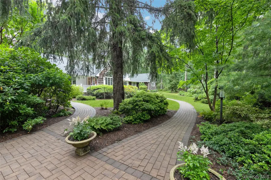 63 W Meadow Road, East Setauket, NY 11733 - #3