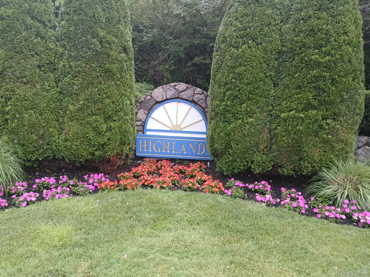 86 Leeward Court, Port Jefferson, NY 11777 - #1