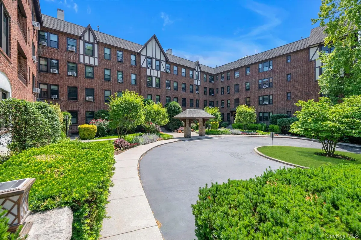 240 Bronxville Road #C1, Bronxville, NY 10708 - #1