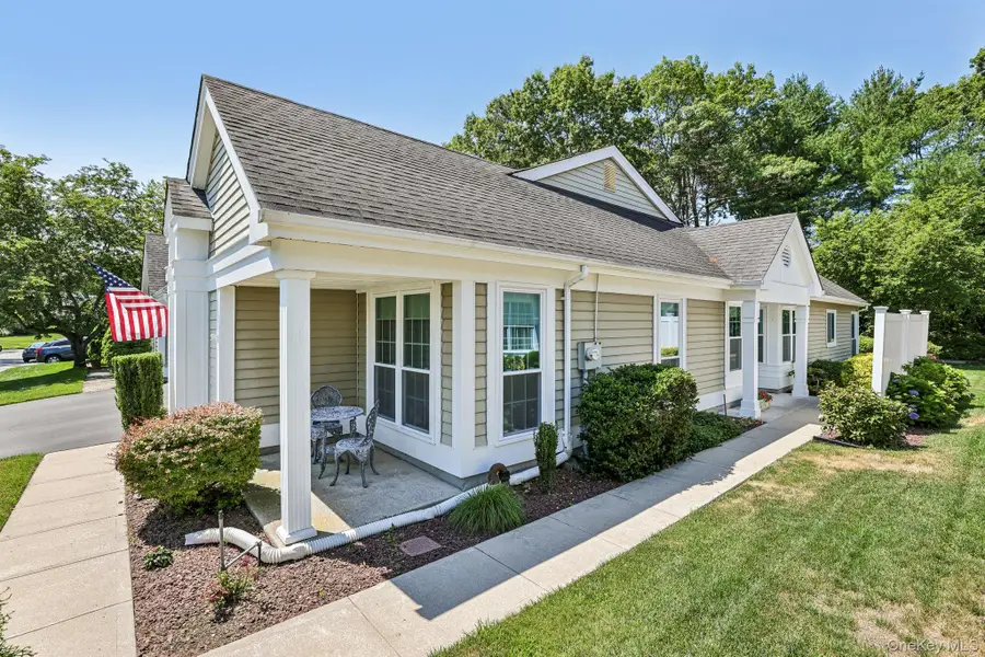 187 Glen Drive, Ridge, NY 11961 - #3