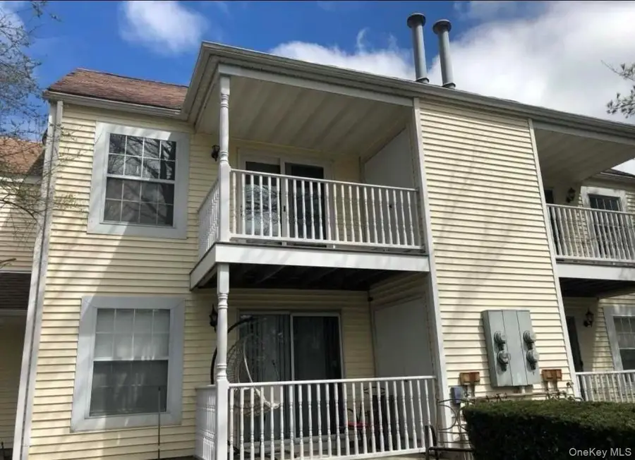 99 Fairview Circle #211U, Middle Island, NY 11953 - #3