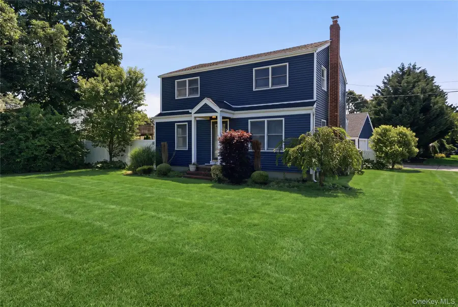 382 Johnson Avenue, Bohemia, NY 11716 - #2