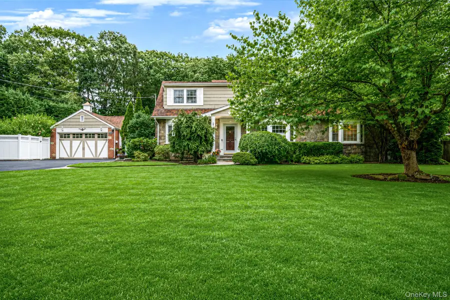 863 Richmond Road, East Meadow, NY 11554 - #2