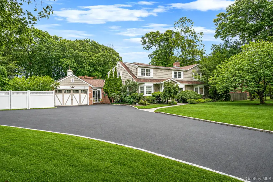 863 Richmond Road, East Meadow, NY 11554 - #3