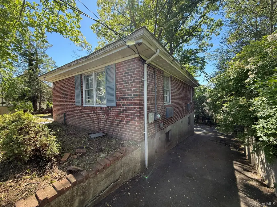 177 Longvue Terrace, Yonkers, NY 10710 - #3