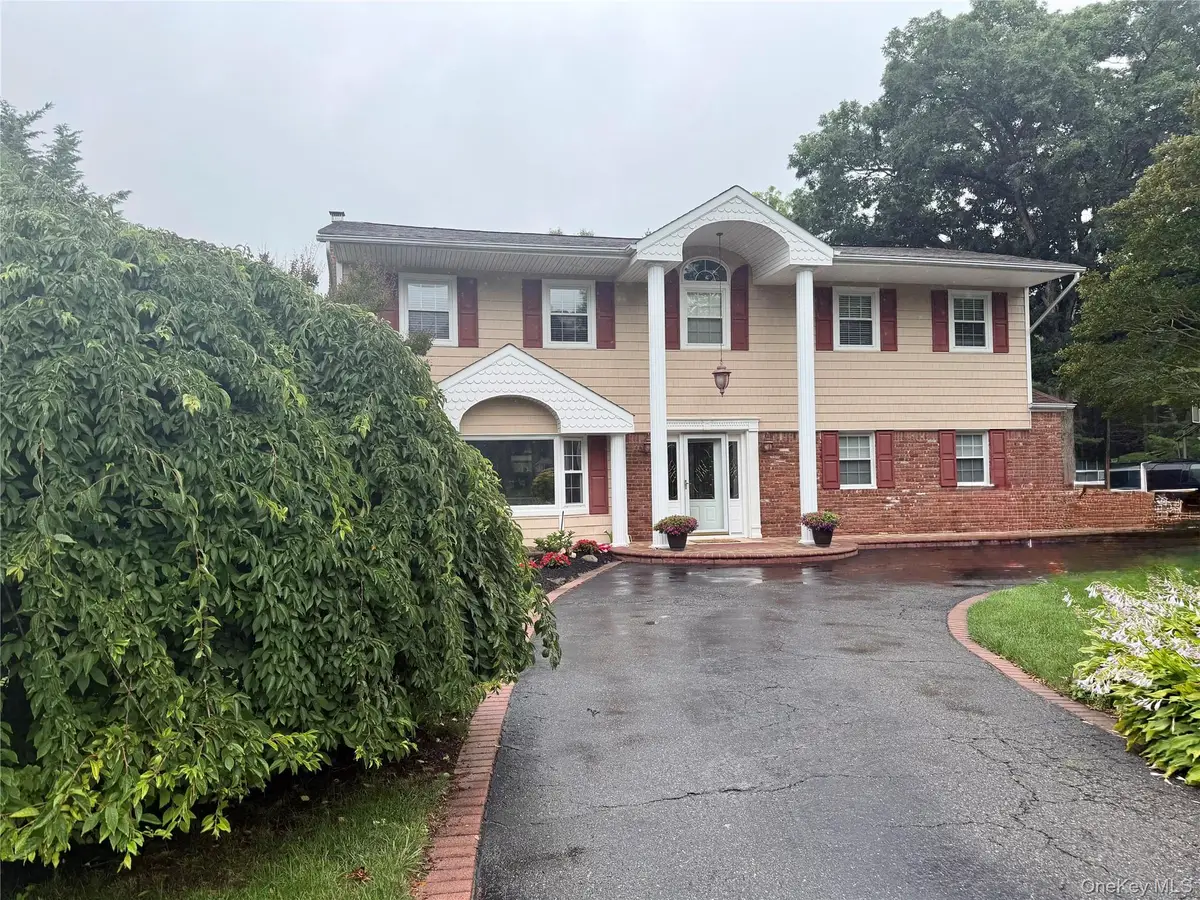 14 Thrush Court, East Northport, NY 11731 - #1