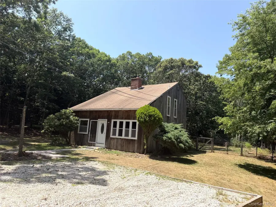7 Albertines, East Hampton, NY 11937 - #2