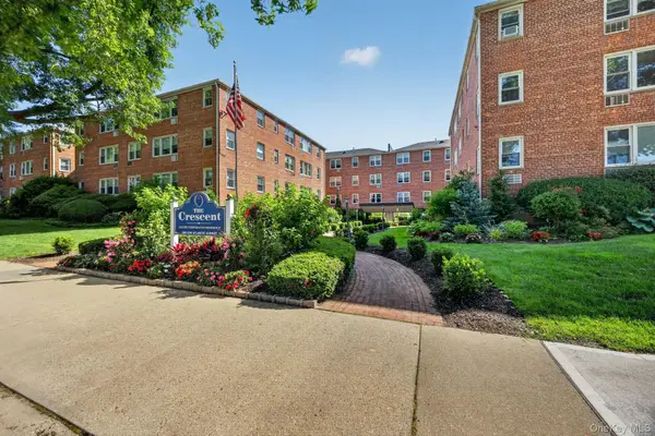 290 Atlantic Ave #225, East Rockaway, NY 11518