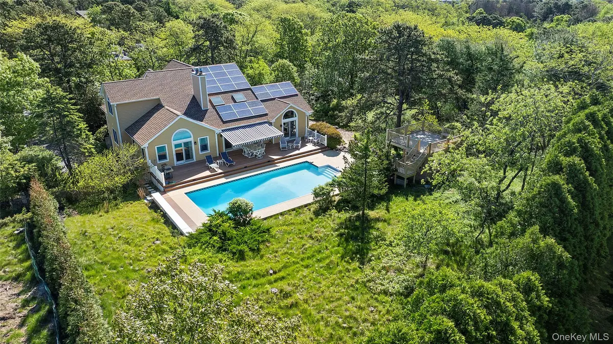 3 Chivas Court, Southampton, NY 11968 - #1
