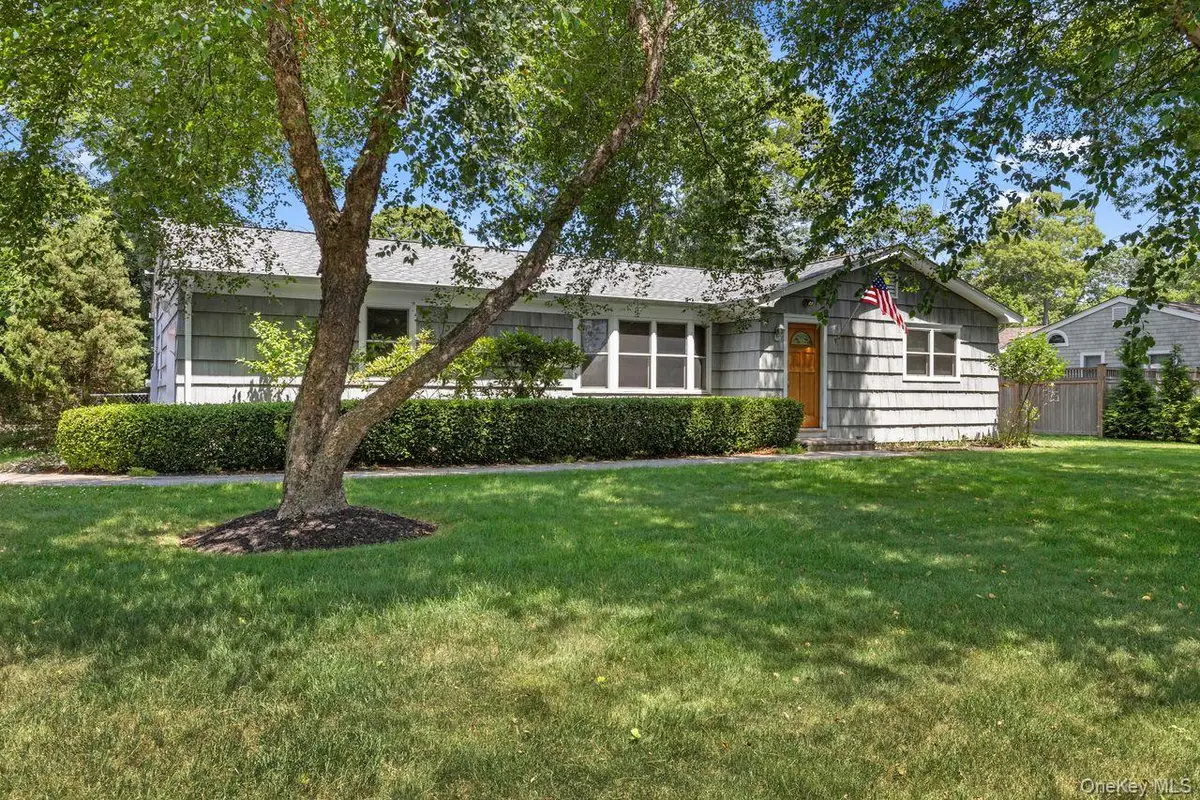 10 Sanderling Lane, East Quogue, NY 11942 - #1