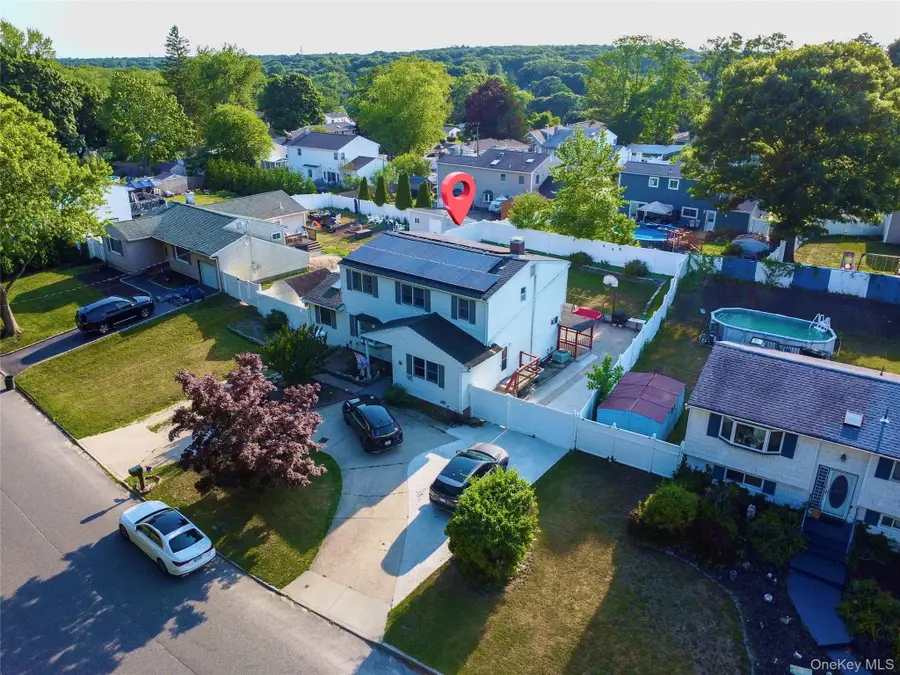44 S Howell Avenue, Farmingville, NY 11738 - #2
