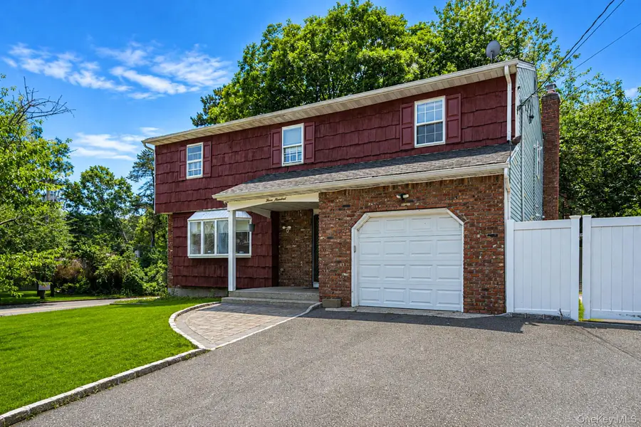 300 Browns Road, Nesconset, NY 11767 - #2