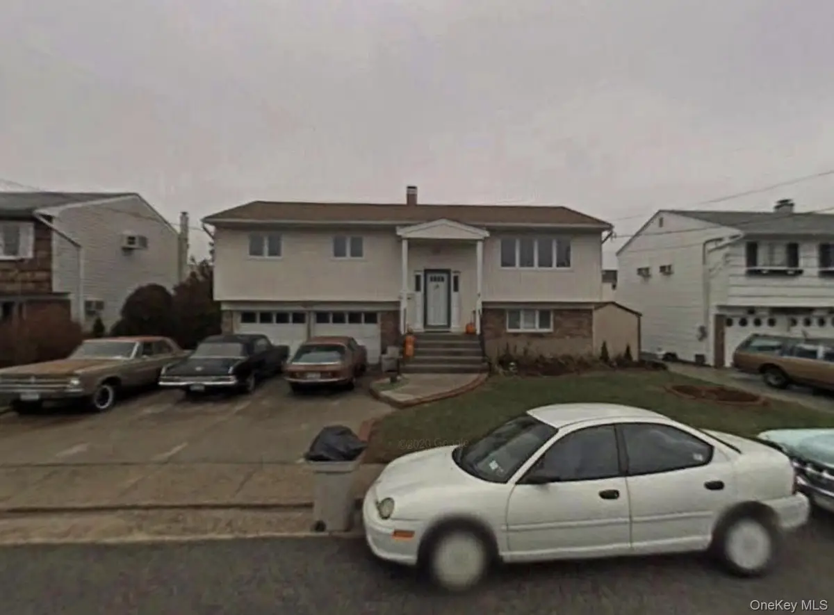 603 Nassau Avenue, Freeport, NY 11520 - #1