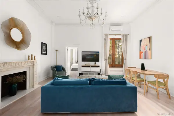 133 W 75th Street #PARLOUR, New York (Manhattan), NY 10023
