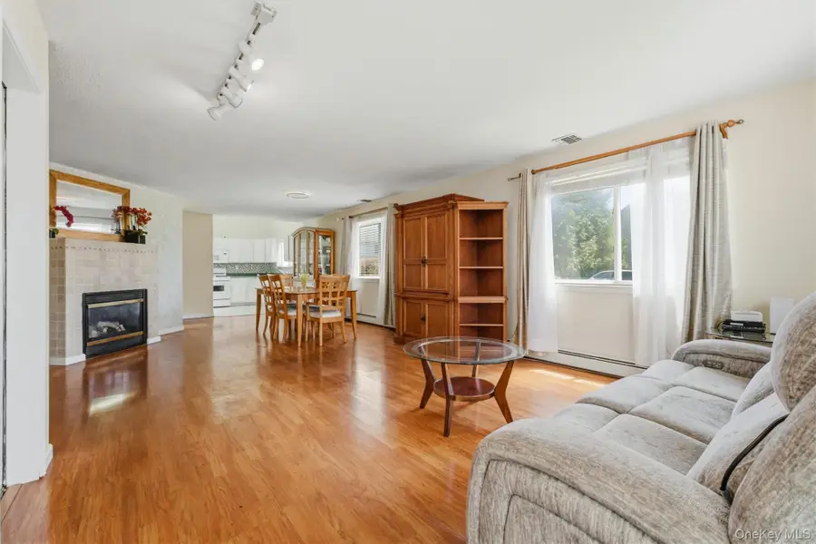 400 Plover Court, New Windsor, NY 12553 - #2