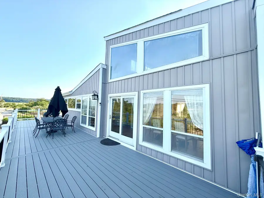 588 E Long Beach Road, Nissequogue, NY 11780 - #3