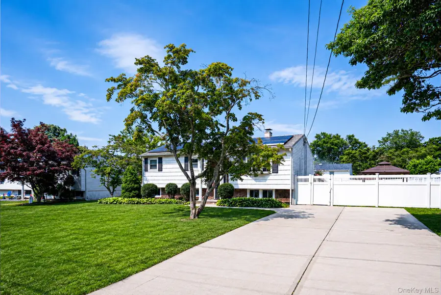3010 Sipp Avenue, Medford, NY 11763 - #2