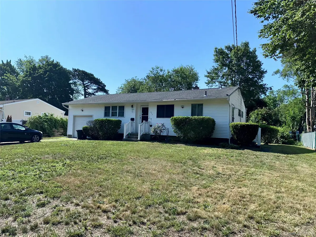 617 Freeman Avenue, Brentwood, NY 11717 - #1