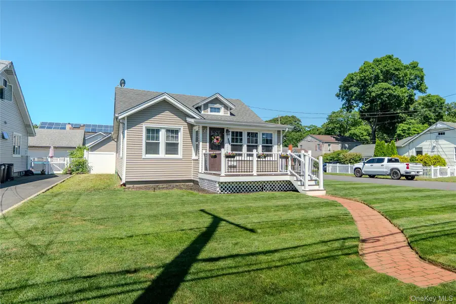 156 Fairview Avenue, Bayport, NY 11705 - #2