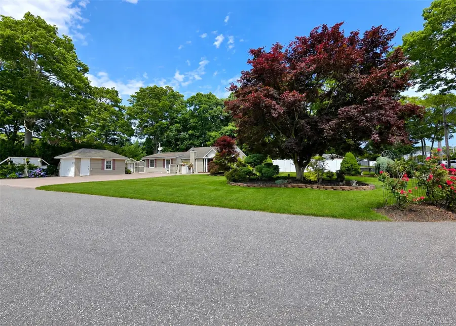 241 Terry Boulevard, Holbrook, NY 11741 - #3