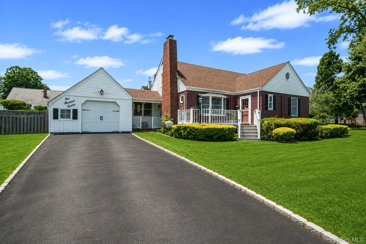 112 Lawrence Avenue, Smithtown, NY 11787 - #1