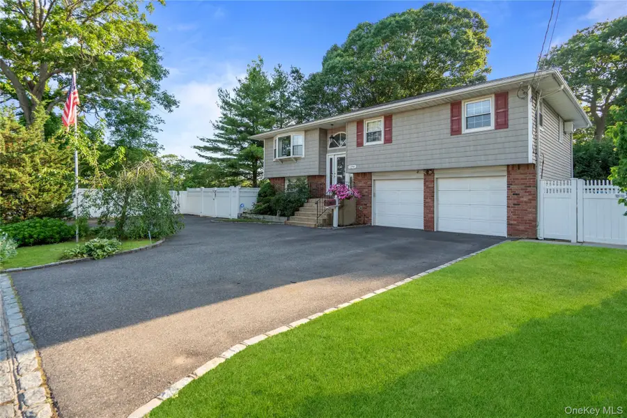 1296 Oak Avenue, West Islip, NY 11795 - #3