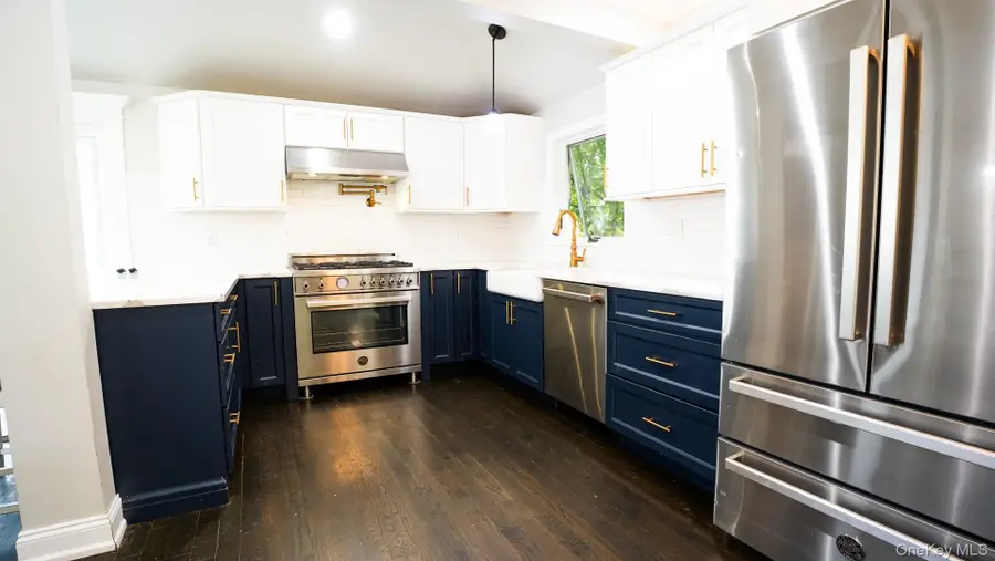 14 Easton Street, Lindenhurst, NY 11757 - #3