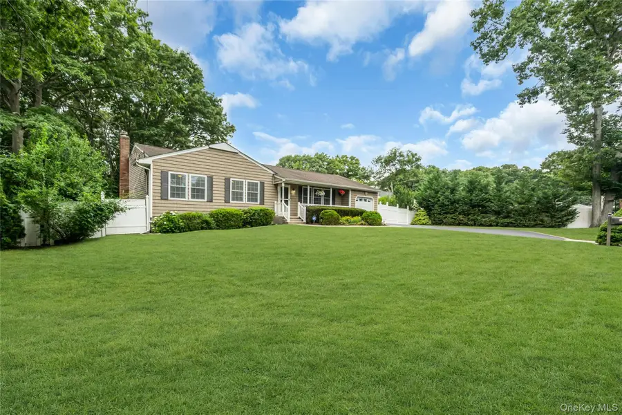 84 Juniper Avenue, Ronkonkoma, NY 11779 - #2