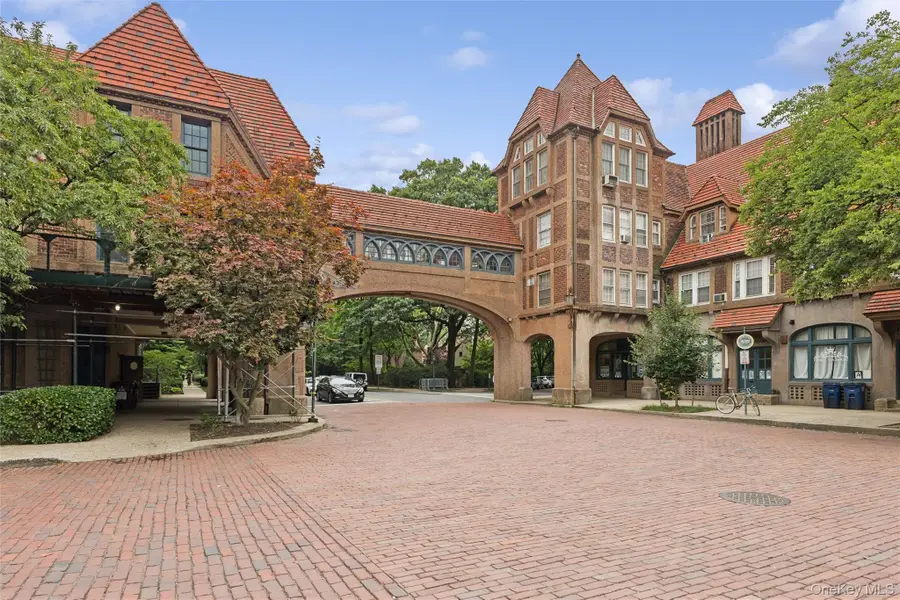 1 Station Square #311, Forest Hills, NY 11375 - #3