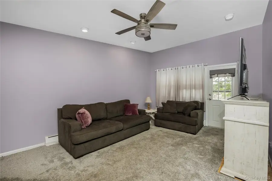 4 Rose Street #Building 6-F-2, Oceanside, NY 11572 - #3