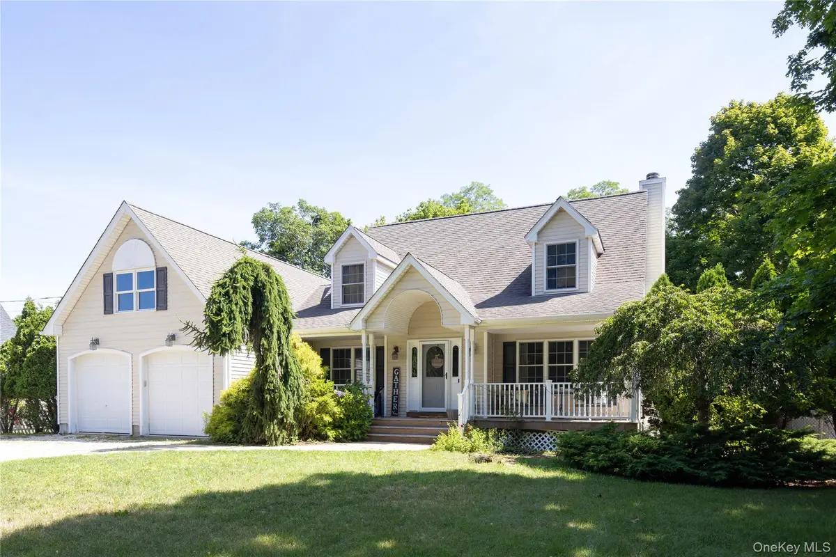 345 Cemetery Road, East Marion, NY 11939 - #1