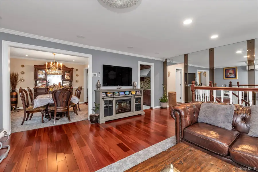 928 N Fletcher Avenue, Valley Stream, NY 11580 - #3