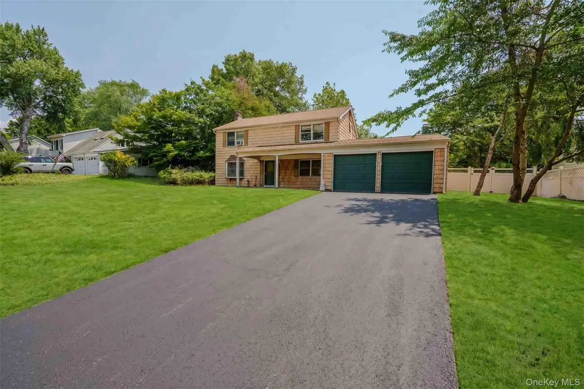 21 Madeley Lane, Stony Brook, NY 11790 - #1