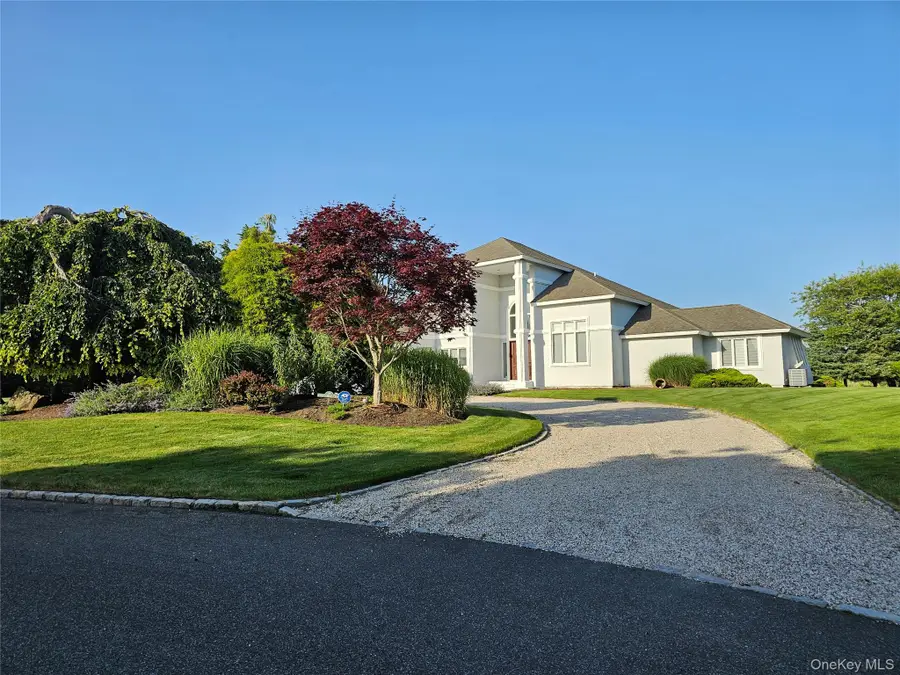 18 Pine Tree Lane, Westhampton, NY 11977 - #3