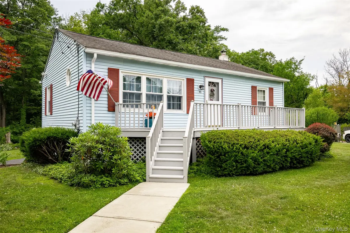 45 Holt Road, Hyde Park, NY 12538 - #1