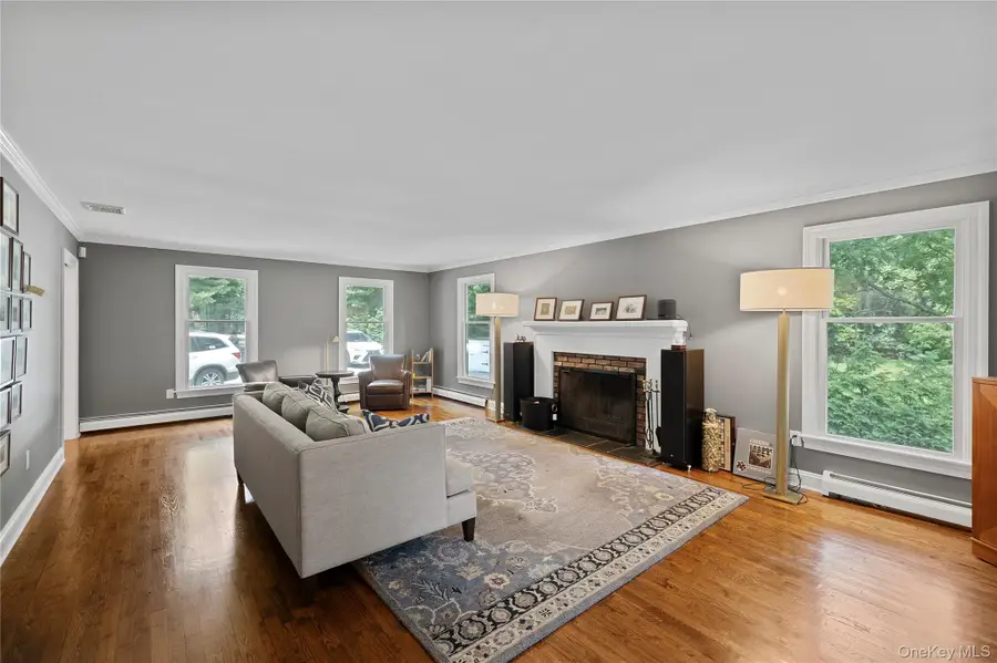 9 Three Sisters Road, Saint James, NY 11780 - #2